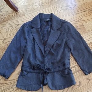 Twenty on 3/4 sleeve blazer